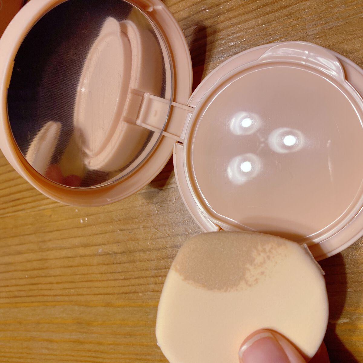 クラウド スキン グロー クッション XX01 ホンデ/HASH/クッションファンデーションを使ったクチコミ（2枚目）