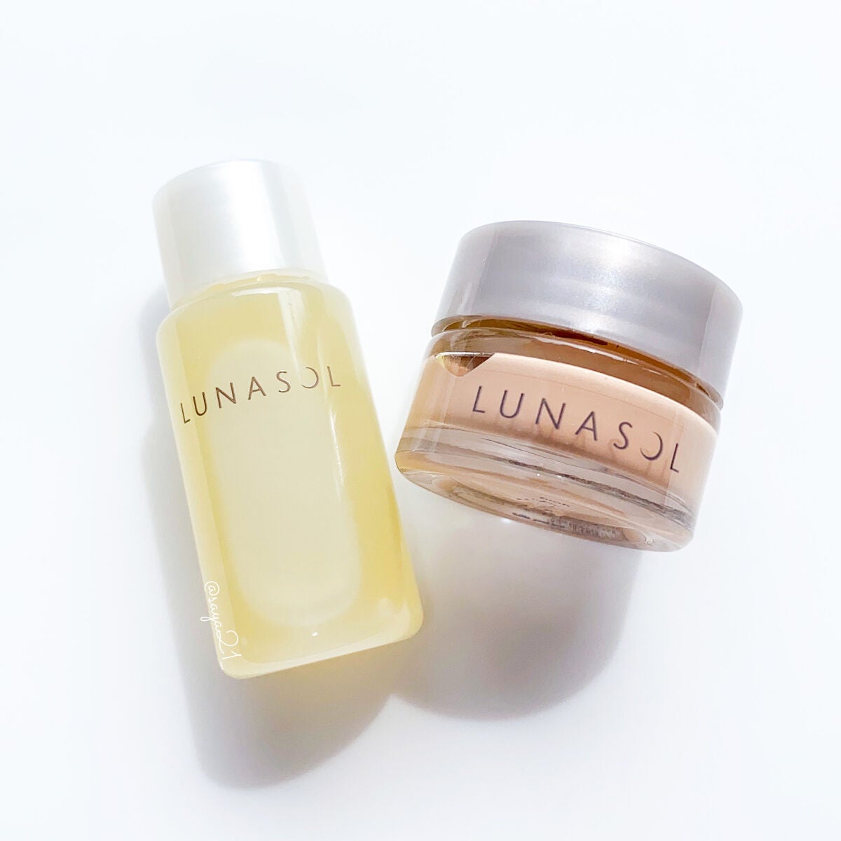 グロウイングシームレスバーム/LUNASOL/クリーム・エマルジョンファンデーションを使ったクチコミ(1枚目)