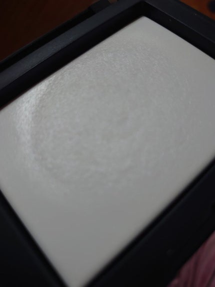 ライトリフレクティングセッティングパウダー プレスト N/NARS/プレストパウダーを使ったクチコミ(4枚目)