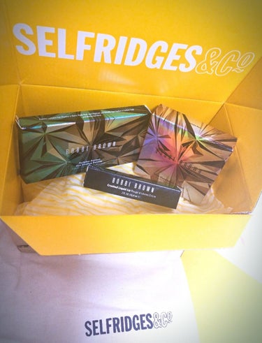 BOBBI BROWN オータム アヴェニュー アイシャドウ パレットのクチコミ「　　                 ❇❇　#Selfridges  ❇❇
　　　　　　   .....」（2枚目）