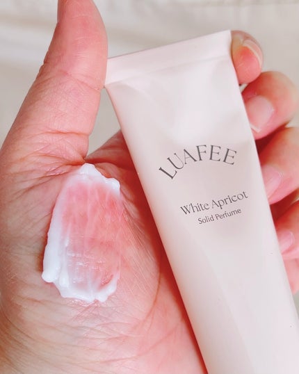 ソリッド パフューム ホワイトアプリコット/LUAFEE/練り香水を使ったクチコミ(4枚目)