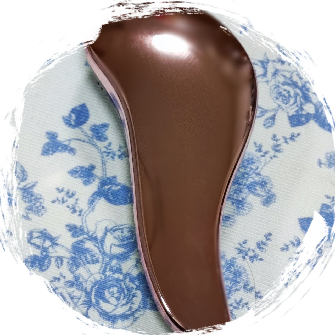 LinoUlu 魔法のさら艶ブラシのクチコミ「LinoUluの魔法のさら艶ブラシ

年齢悩みがある私の髪にも
猫っ毛で絡まりやすい娘の髪にも.....」（1枚目）