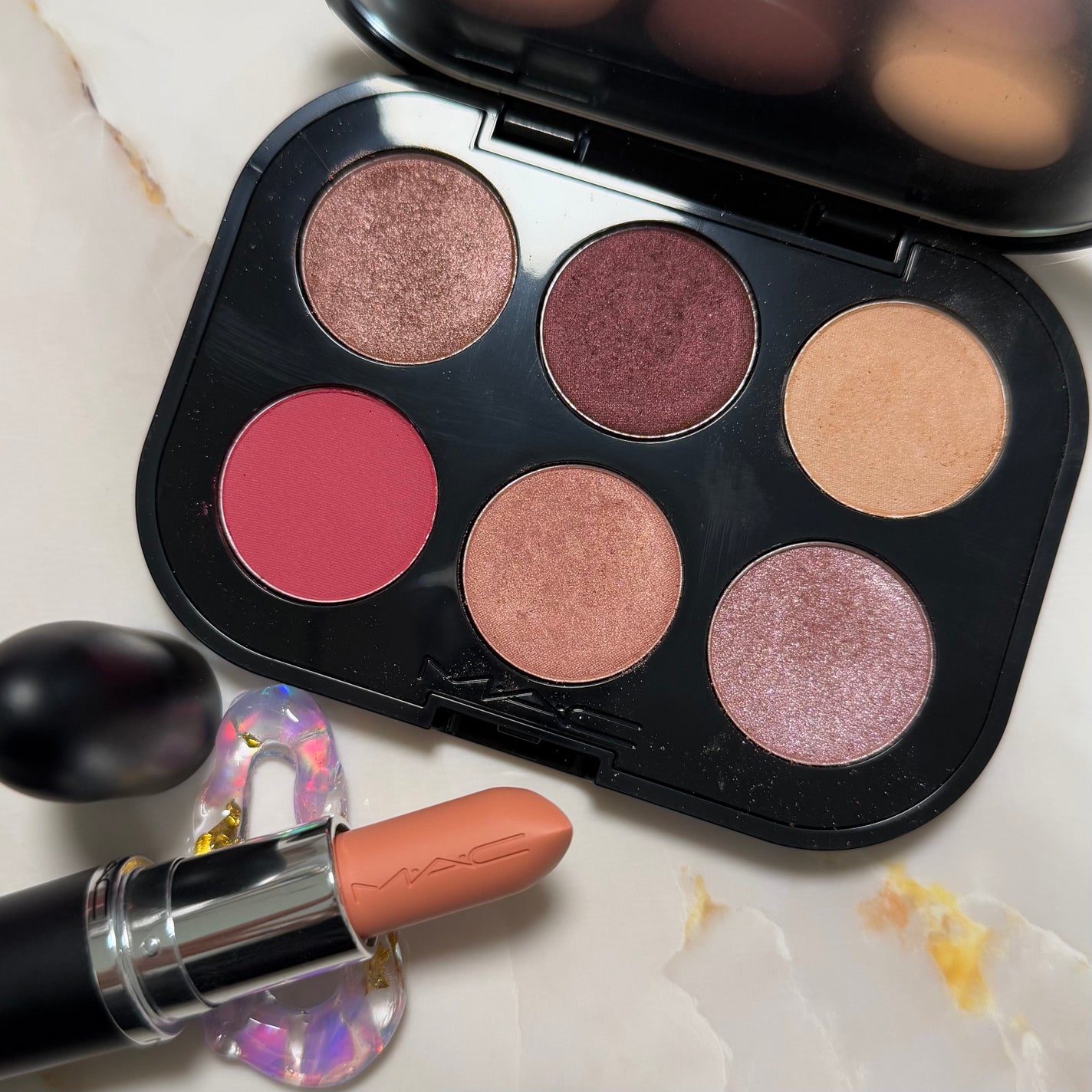 コネクト イン カラー アイシャドウ パレット × 6/M・A・C/アイシャドウパレットを使ったクチコミ(4枚目)