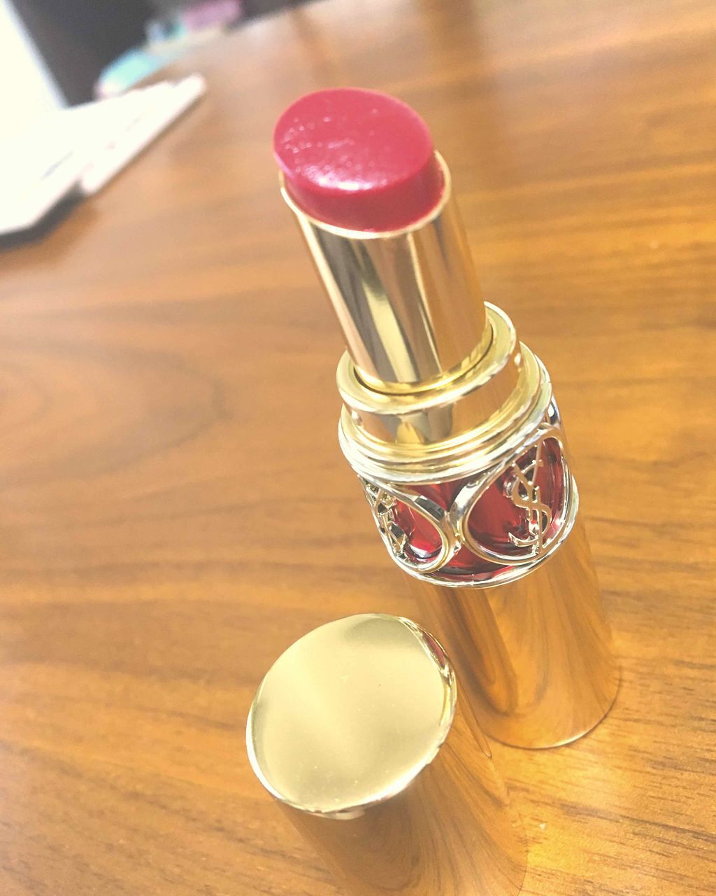 ルージュ ヴォリュプテ シャイン/YVES SAINT LAURENT BEAUTE/口紅を使ったクチコミ(2枚目)