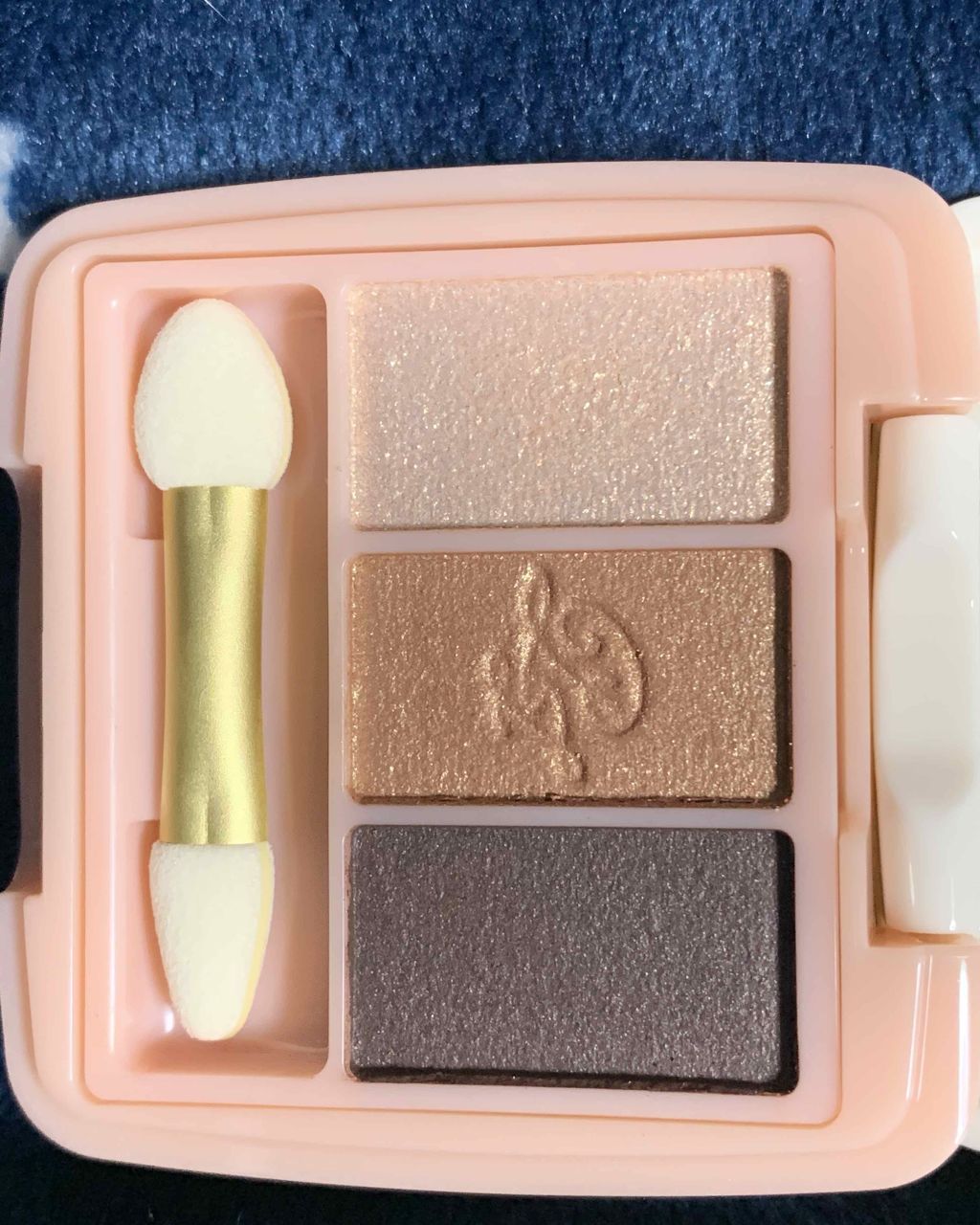 アイカラー トリオ/PAUL & JOE BEAUTE/アイシャドウパレットを使ったクチコミ(3枚目)