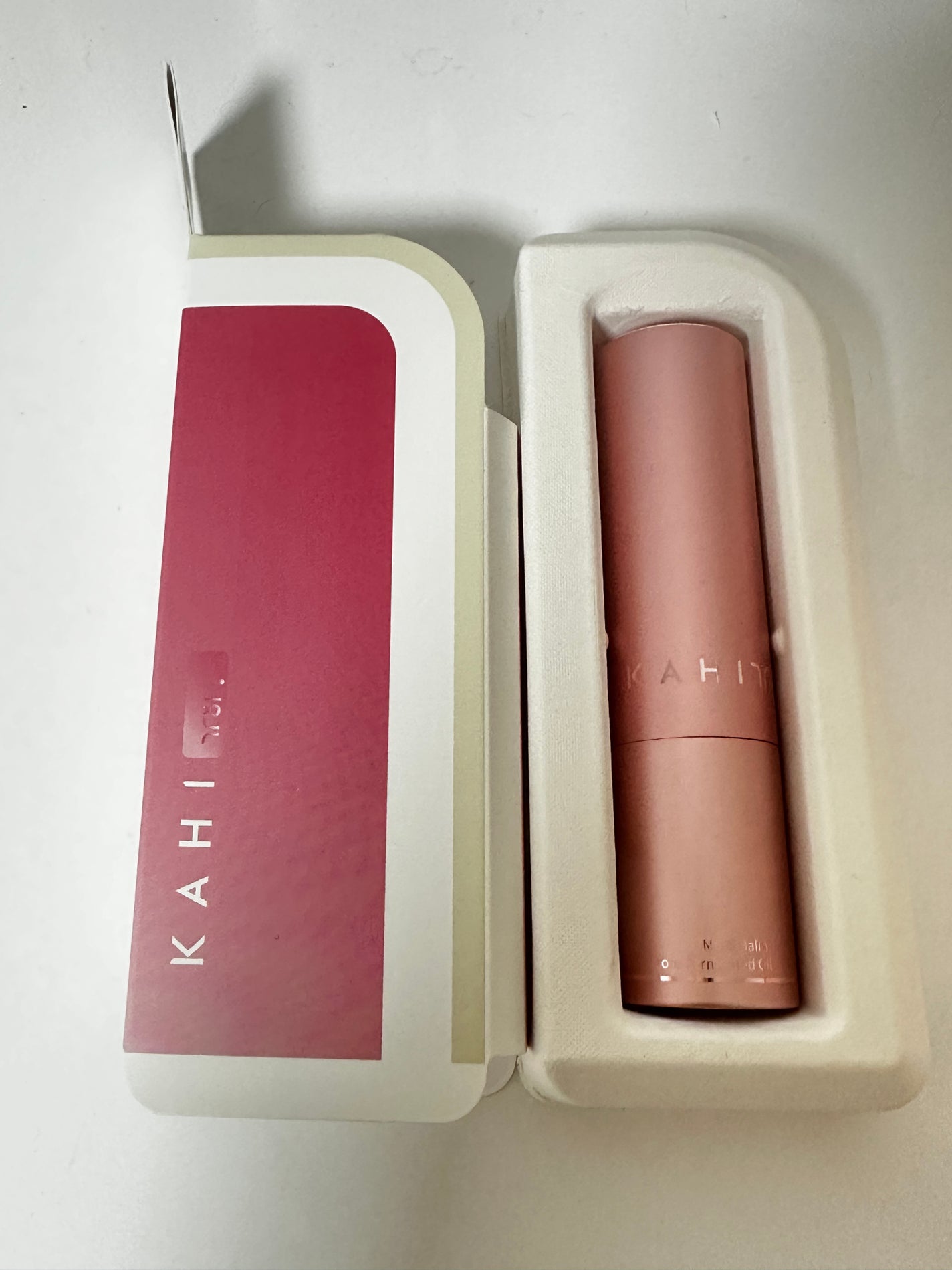 マルチバームセット 新ver(本品+リフィル)/KAHI/メイクアップを使ったクチコミ(1枚目)