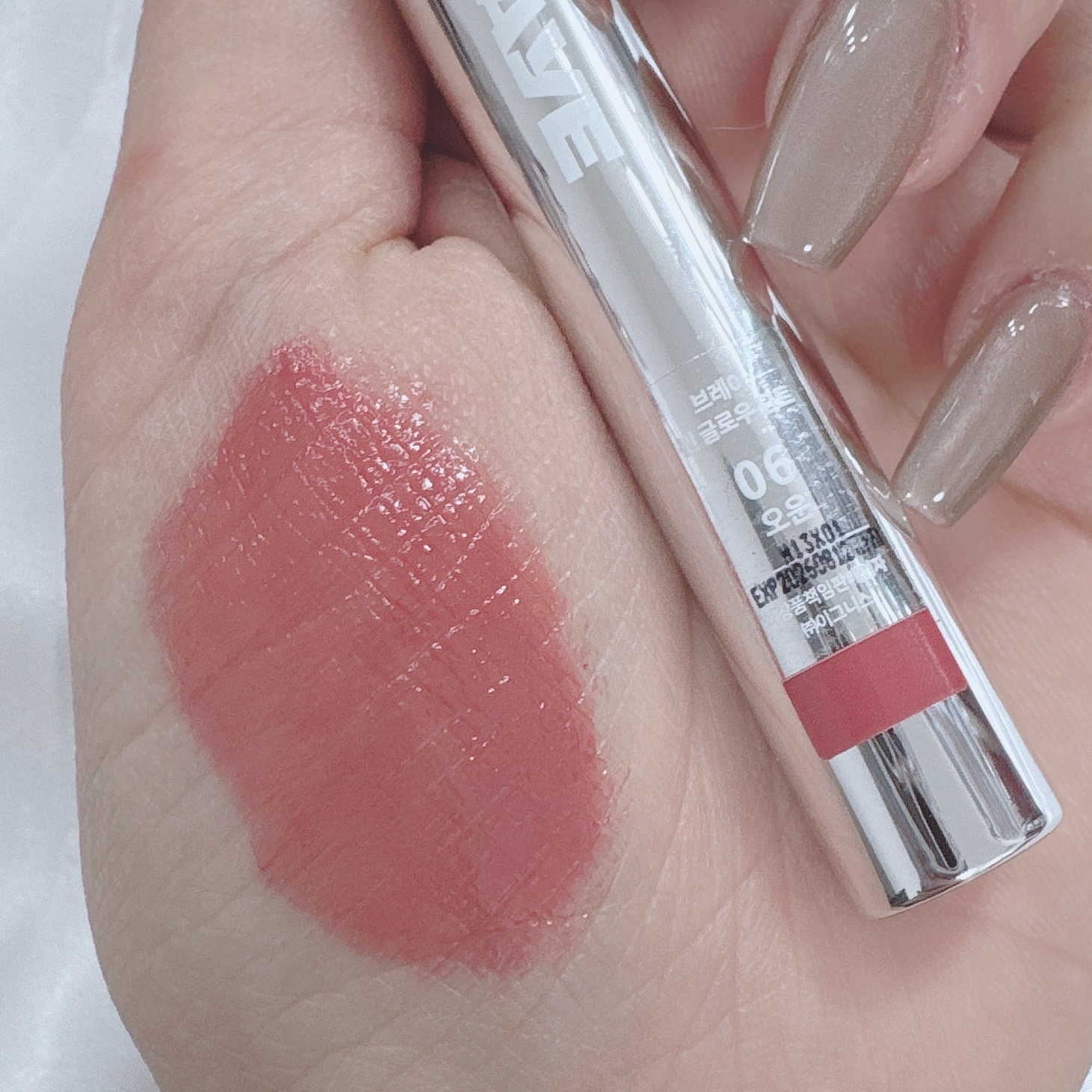 THIN GLOW TINT 06 オウン(OWN)/BRAYE/口紅を使ったクチコミ（2枚目）