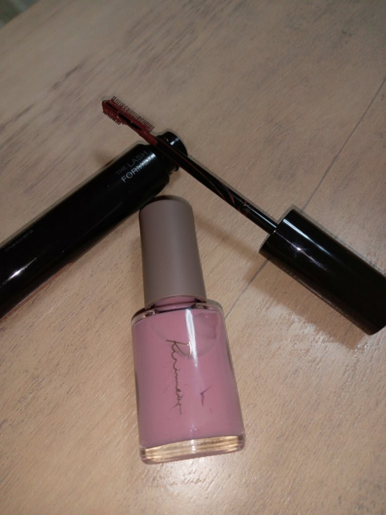 ネイルポリッシュ /Ririmew/マニキュアを使ったクチコミ（2枚目）