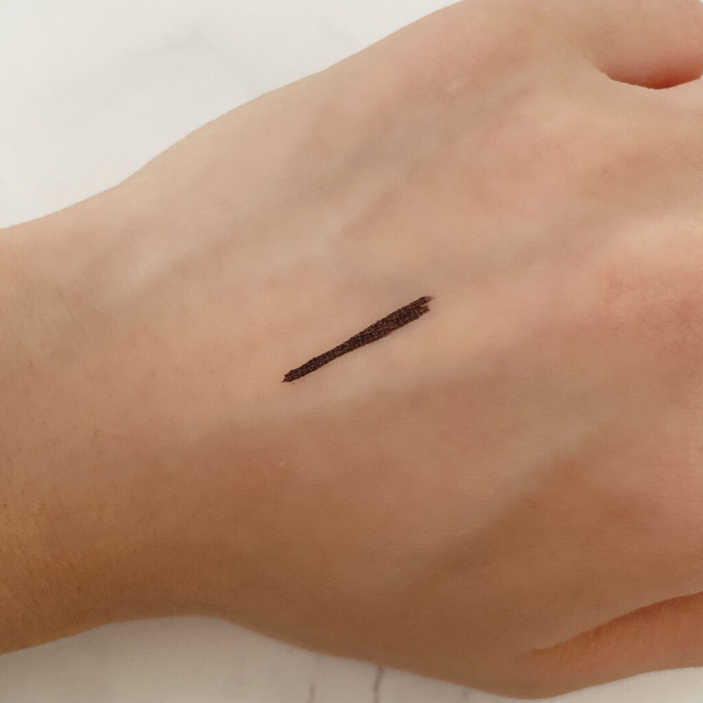 スキルレスライナー/LUMIURGLAS/リキッドアイライナーを使ったクチコミ（3枚目）