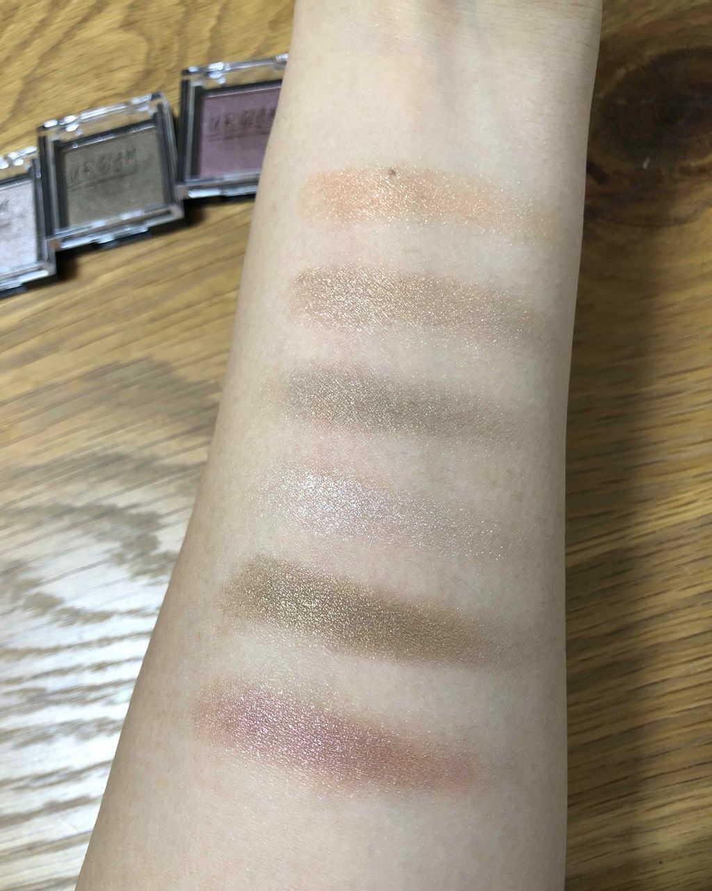 UR GLAM　POWDER EYESHADOW/U R GLAM/単色アイシャドウを使ったクチコミ（3枚目）