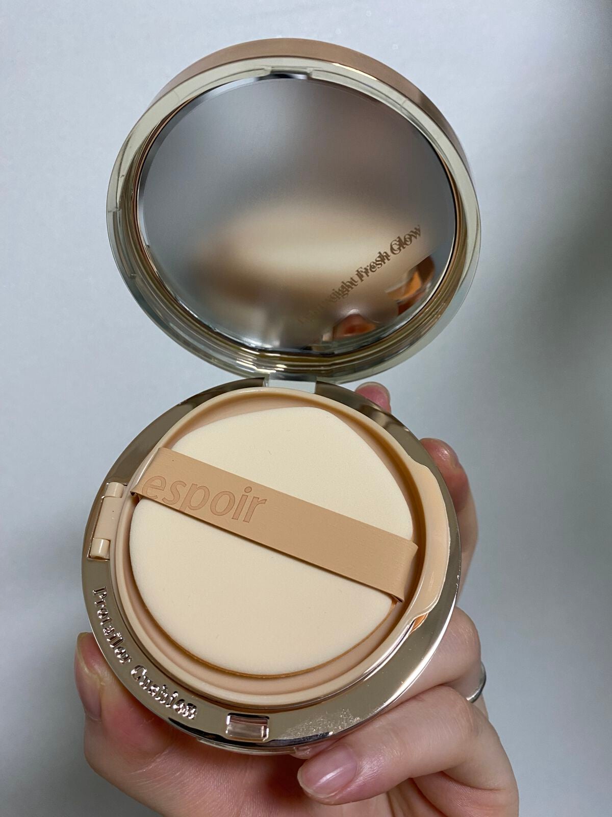 プロテーラービーグロウクッション ニュークラス/espoir/クッションファンデーションを使ったクチコミ(3枚目)