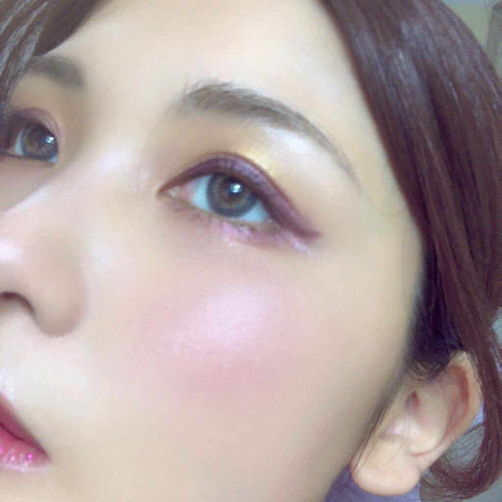 ハートハイライター ゴッデス オブ ラブ/MAKEUP REVOLUTION/パウダーハイライトを使ったクチコミ(4枚目)