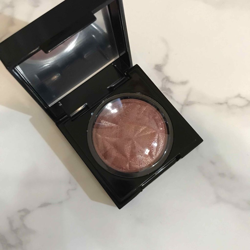 プリズム エアー シャドウ/CLIO/単色アイシャドウを使ったクチコミ（2枚目）