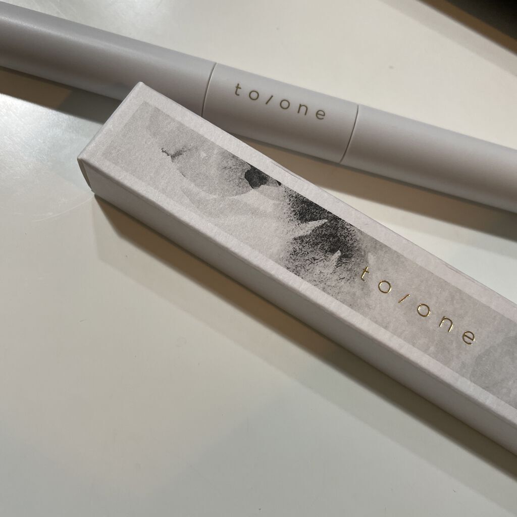 フラワーダスト アイシャドウ/to/one/スティックアイシャドウを使ったクチコミ（1枚目）