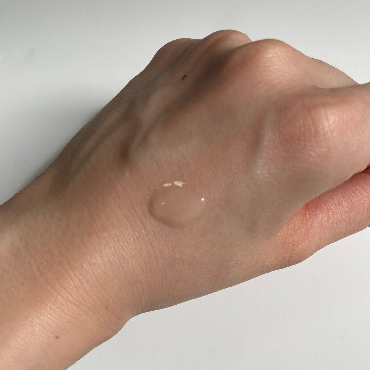 モイスチュアマイルドホワイト パーフェクトエッセンス/モイスチュアマイルド ホワイト/オールインワン化粧品を使ったクチコミ(3枚目)