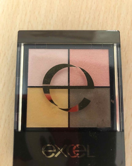 リアルクローズシャドウ/excel/アイシャドウパレットを使ったクチコミ(1枚目)