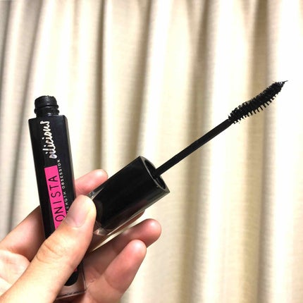 ラッシュニスタ オイリシャス 01 ブラック/MAYBELLINE NEW YORK/マスカラを使ったクチコミ(2枚目)