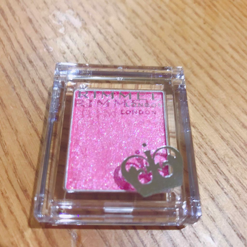 プリズム パウダーアイカラー/リンメル ロンドン/単色アイシャドウを使ったクチコミ(1枚目)