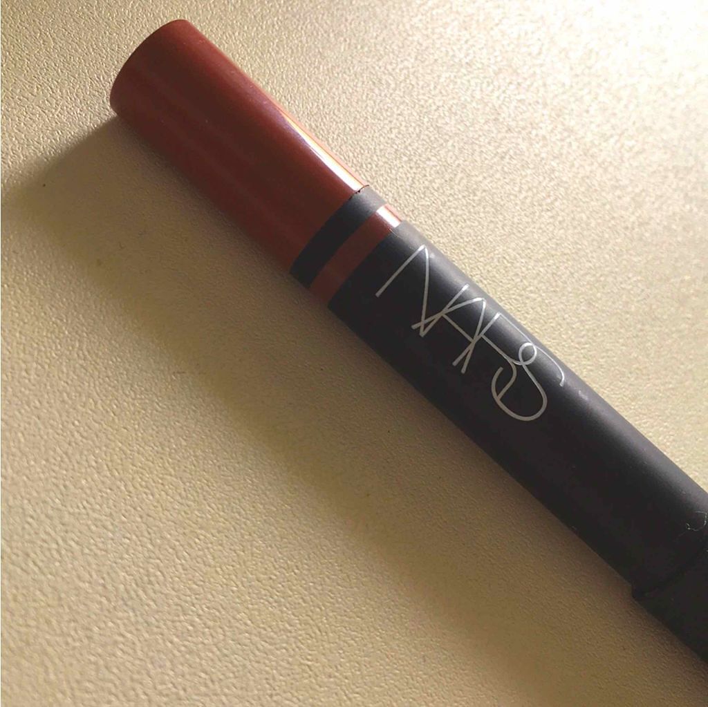 サテンリップペンシル/NARS/リップライナーを使ったクチコミ（2枚目）