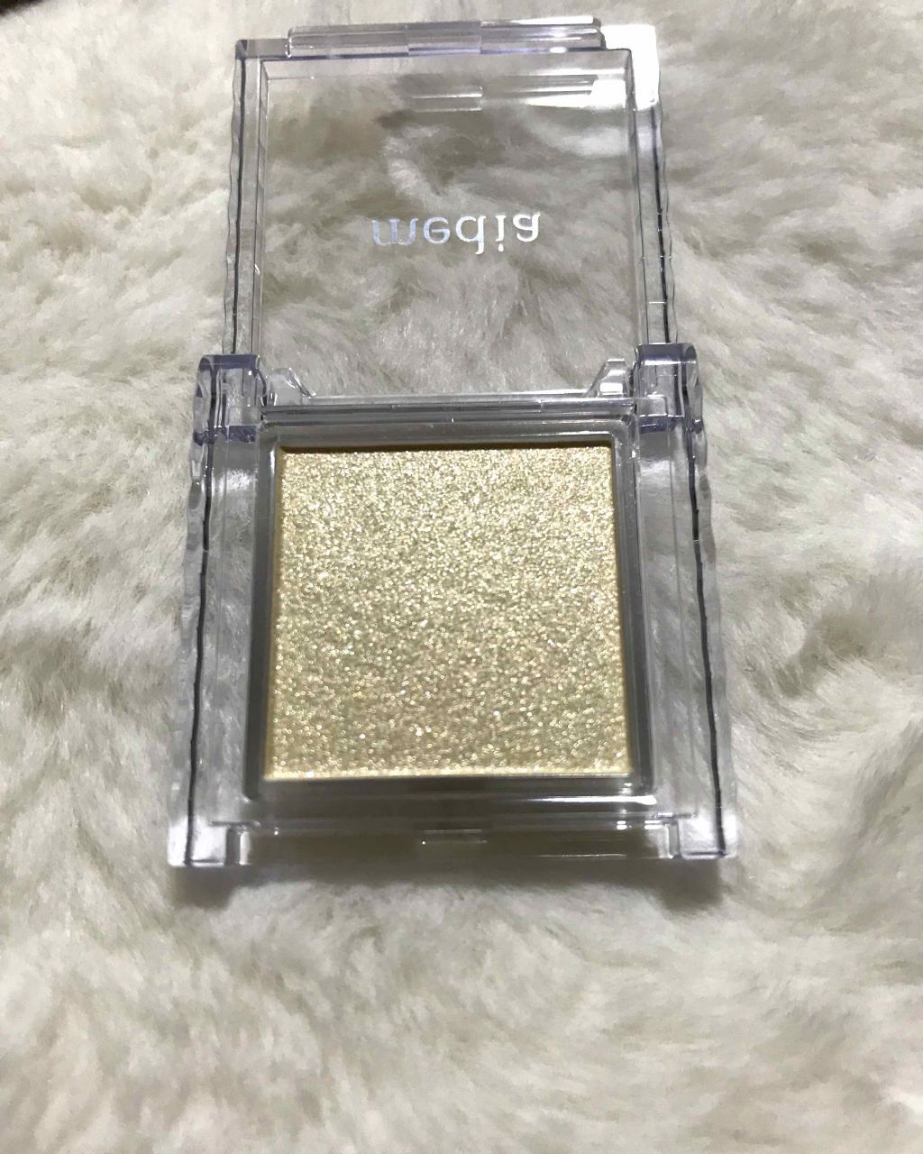 ブライトアップアイシャドウ/media/単色アイシャドウを使ったクチコミ(2枚目)