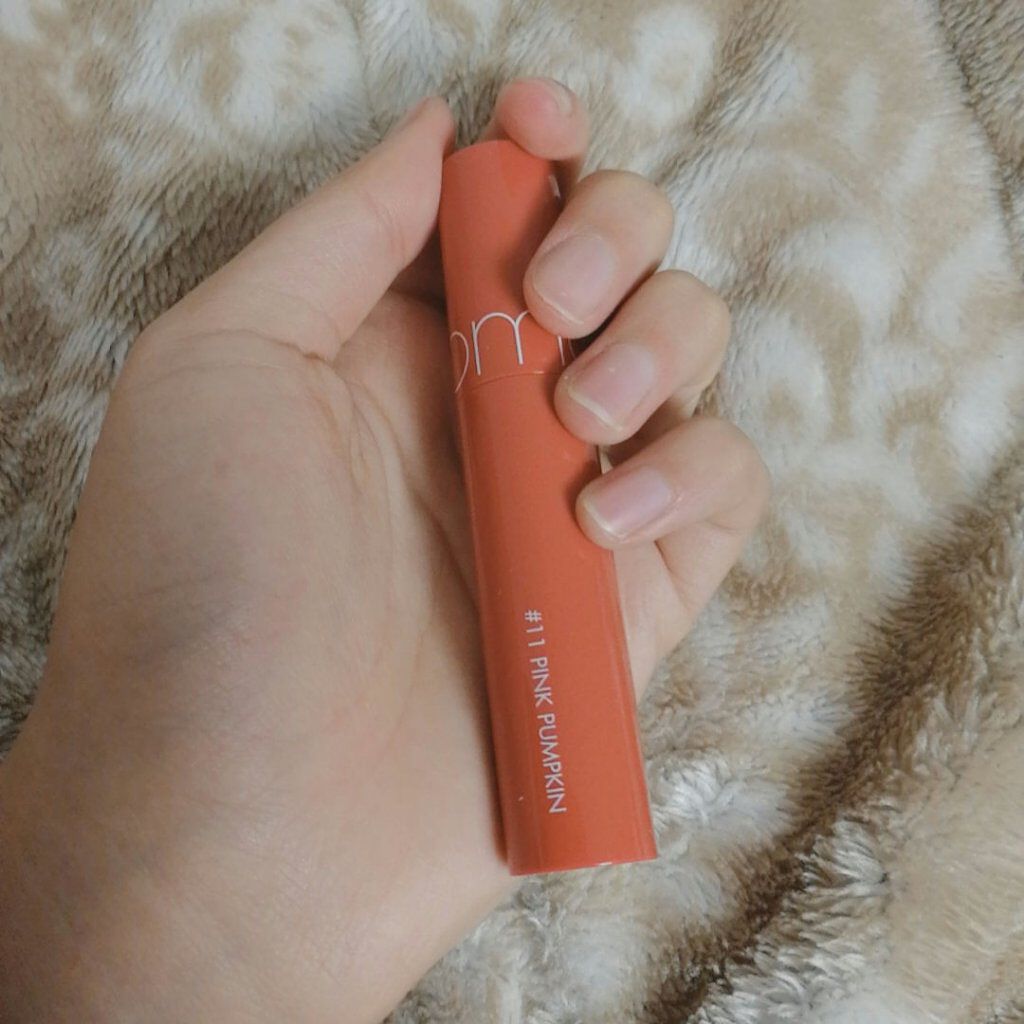 ジューシーラスティングティント/rom&nd/リップティントを使ったクチコミ（3枚目）