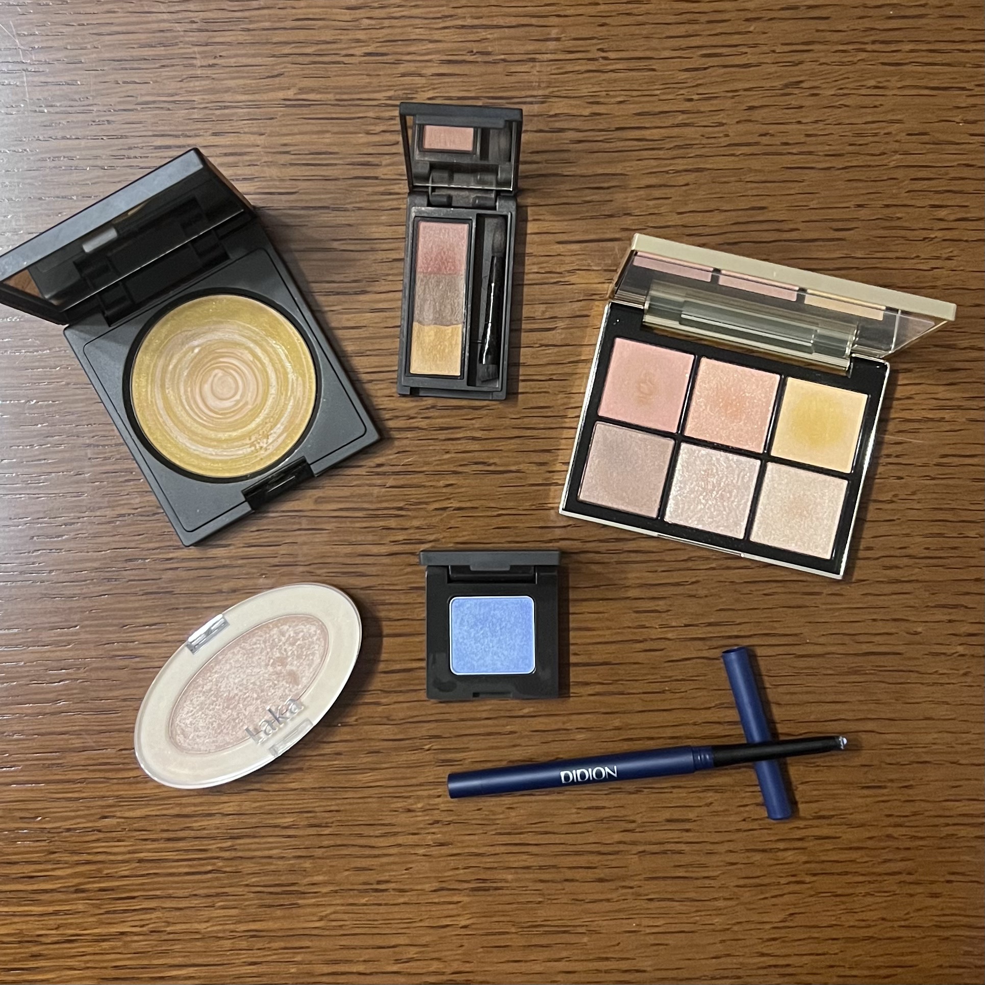 ニュアンス アイシャドウ d16  Rashinban 〈羅針盤〉/OSAJI/単色アイシャドウを使ったクチコミ（1枚目）