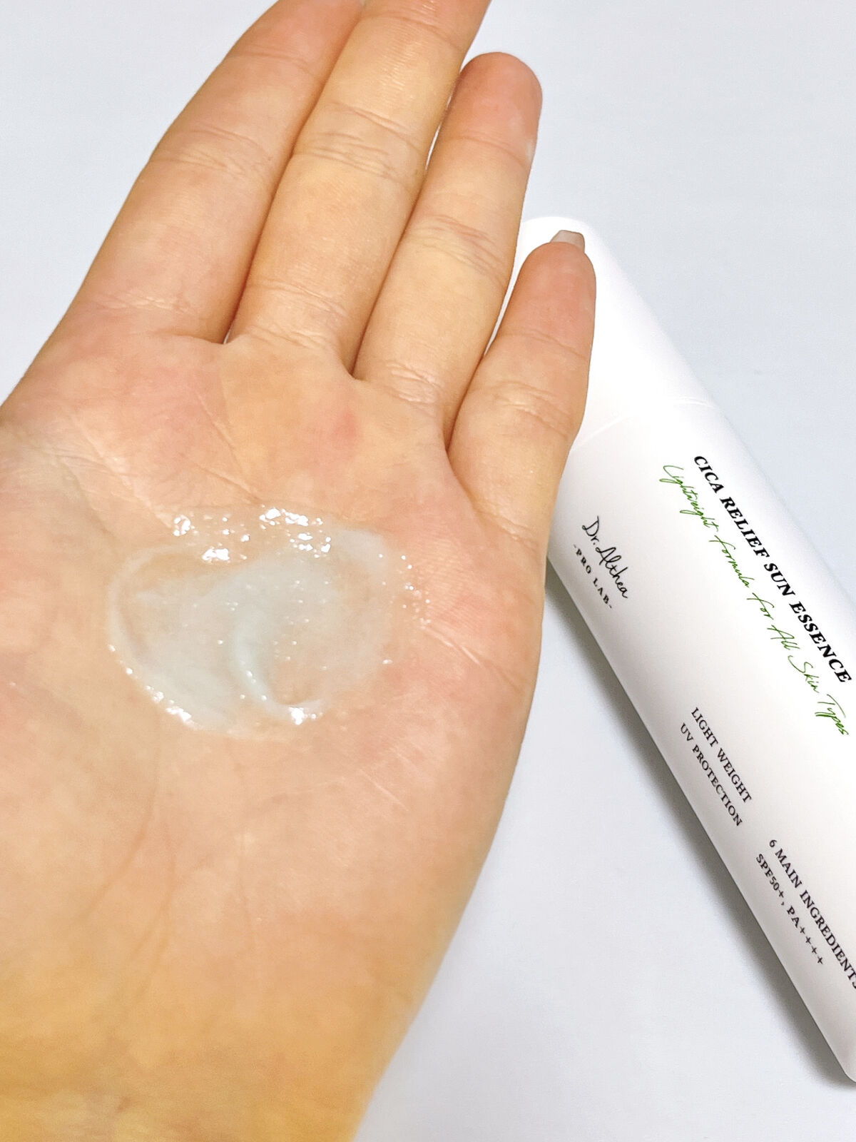 シカリリーフサンエッセンス/Dr.Althea/日焼け止め・UVケアを使ったクチコミ（3枚目）