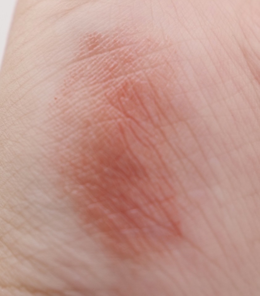 リップカラーシールド 01 フィグブラウン/CEZANNE/口紅を使ったクチコミ（3枚目）