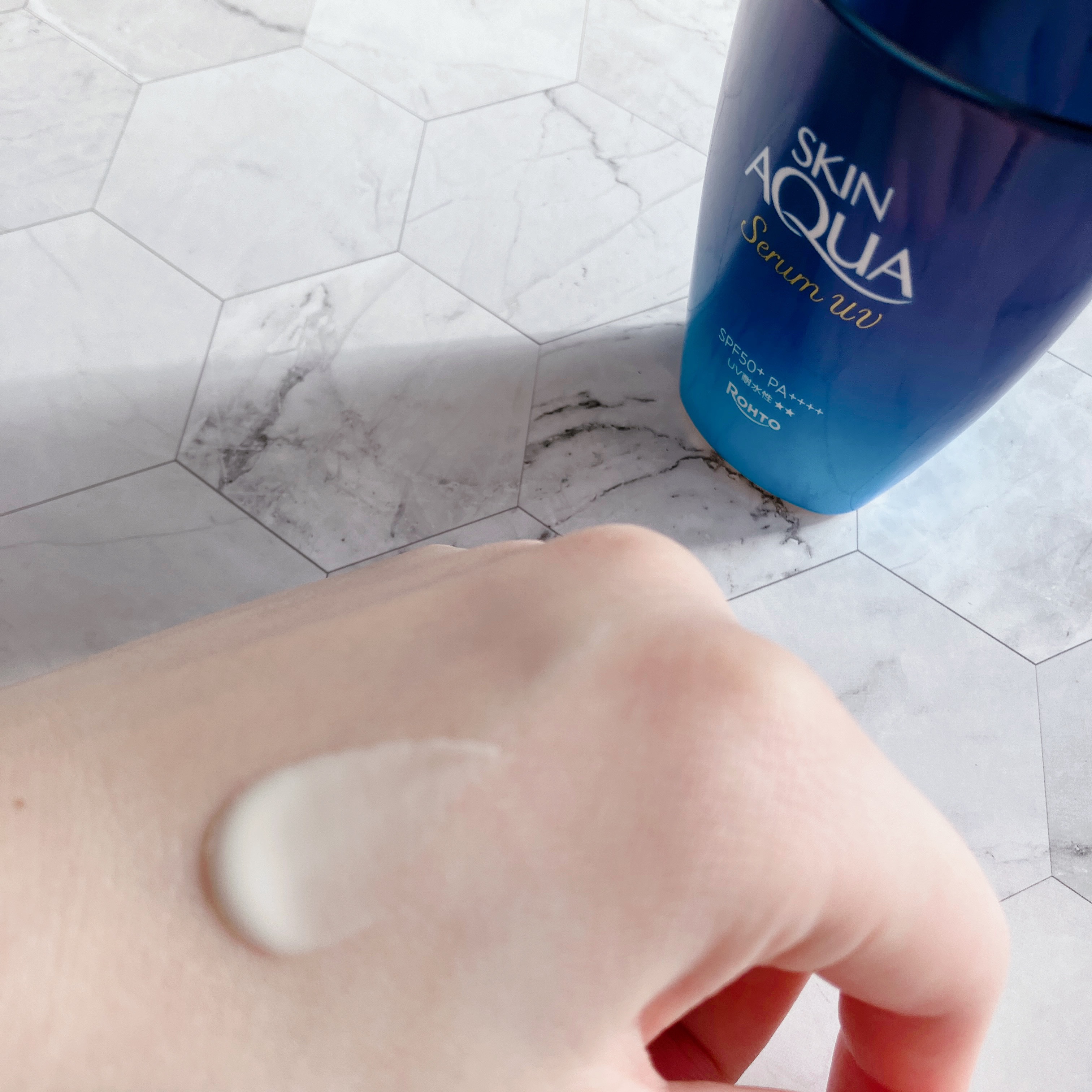 スキンアクア ヒアルロンセラムUV/スキンアクア/日焼け止めローションを使ったクチコミ（2枚目）