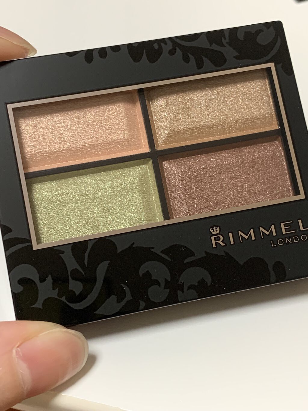 ロイヤルヴィンテージ アイズ 020 ボタニカルカーキ/リンメル ロンドン/アイシャドウパレットを使ったクチコミ（1枚目）