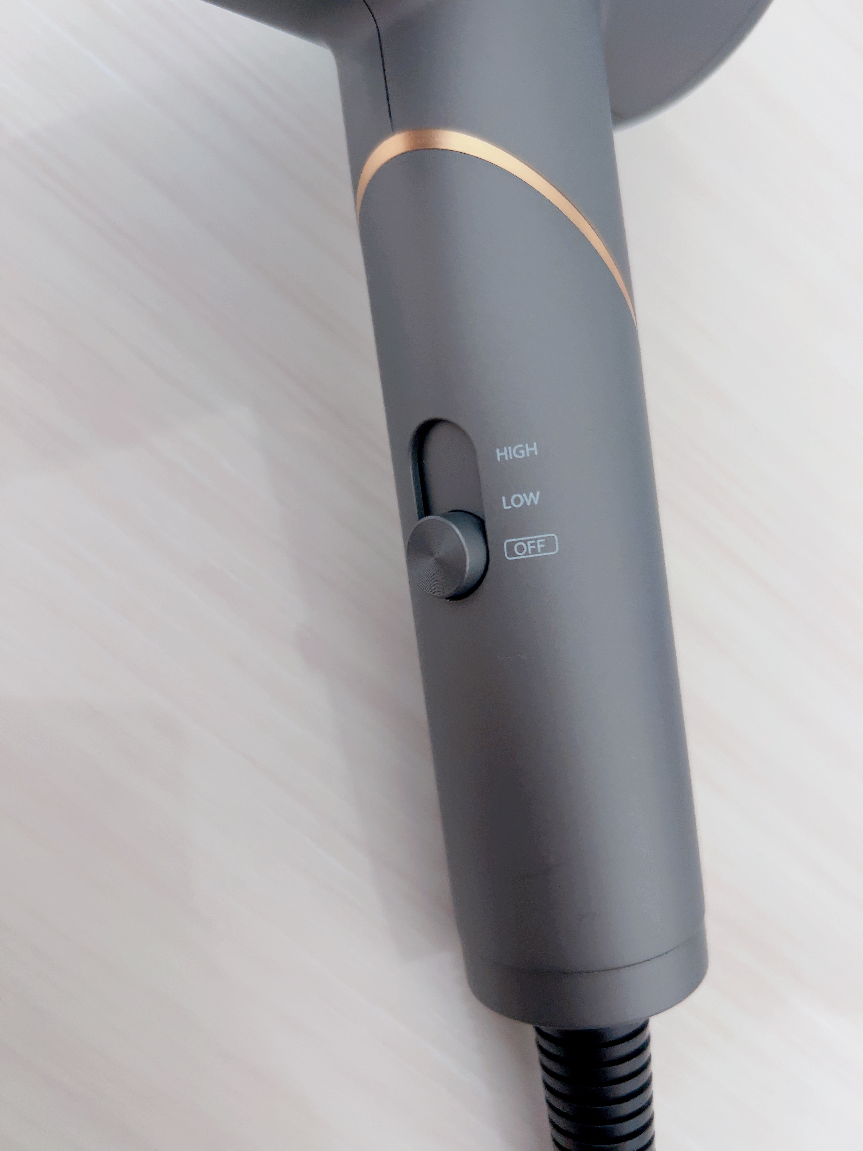 遠赤イオンドライヤーVDC-5100/VENUSiS/ドライヤーを使ったクチコミ（2枚目）