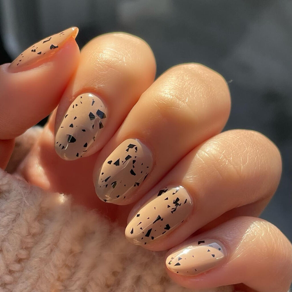 ムードペブルネイル/rom&nd/マニキュアを使ったクチコミ（3枚目）