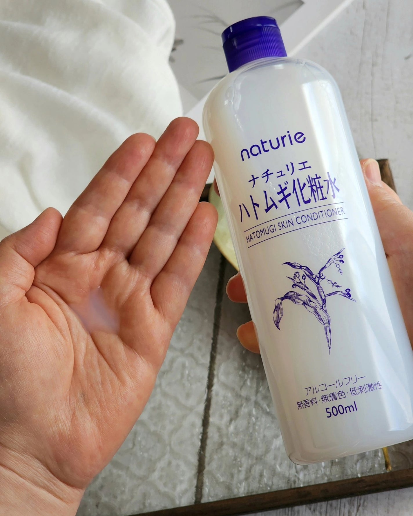 ハトムギ化粧水(ナチュリエ スキンコンディショナー R )/ナチュリエ/化粧水を使ったクチコミ(2枚目)