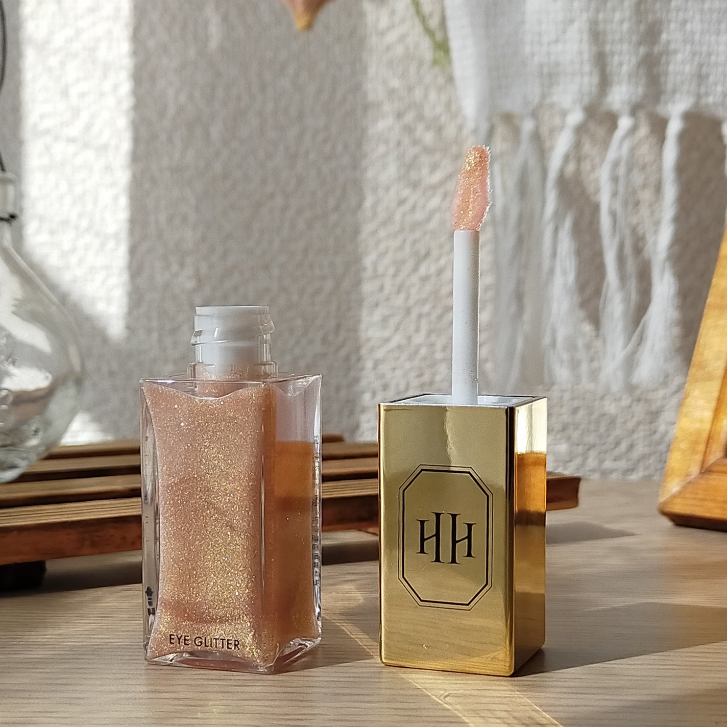 ラ・メイクハイアルアイズ/H×H/ジェル・クリームアイシャドウを使ったクチコミ(3枚目)