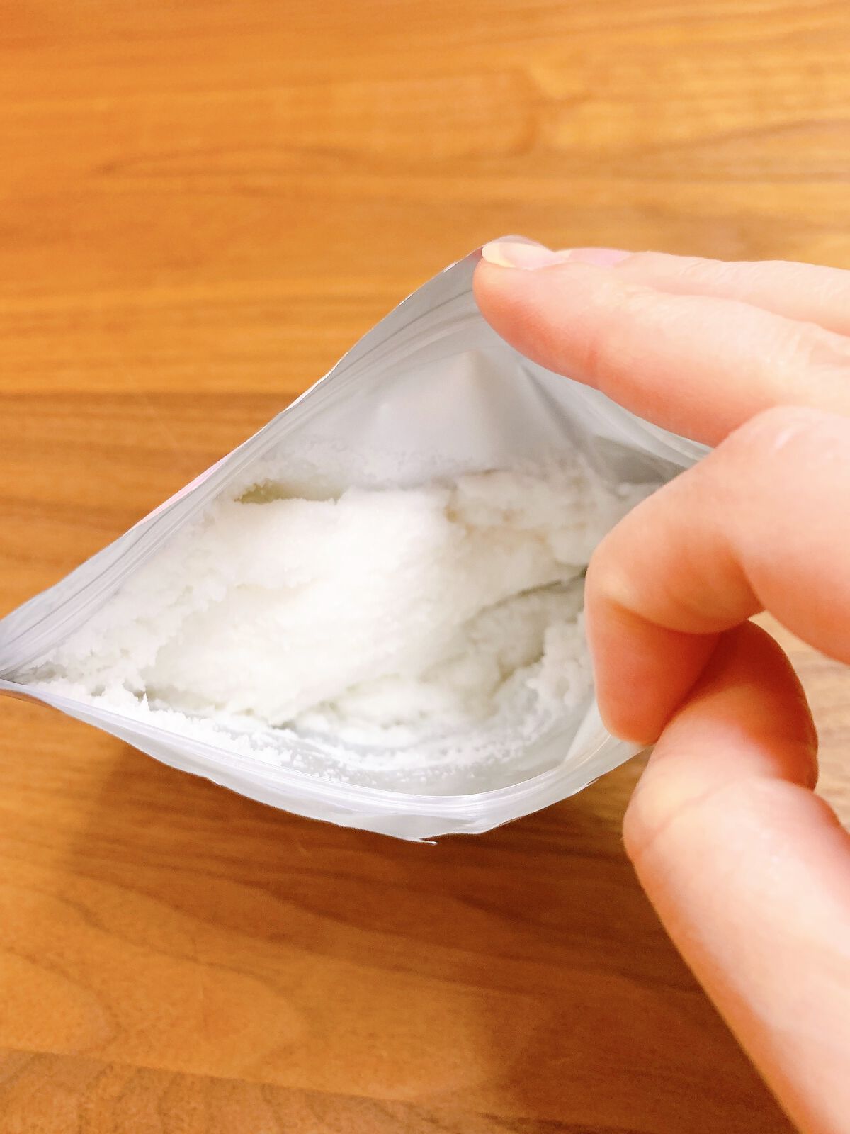 フェムフェムスクラブスキンスムーザー/アスティ コスメフリーク/バスト・ヒップケアを使ったクチコミ(3枚目)