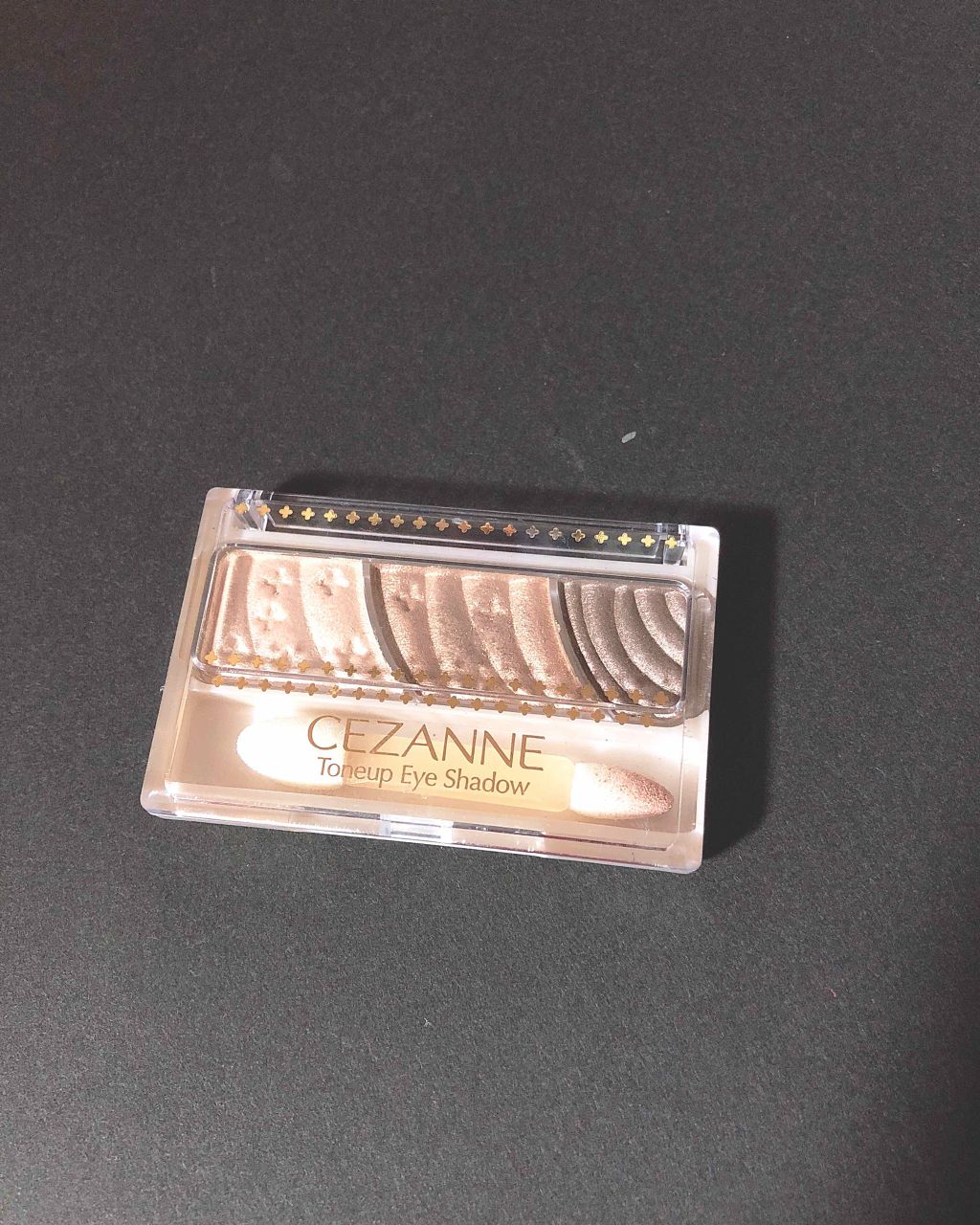 トーンアップアイシャドウ/CEZANNE/アイシャドウパレットを使ったクチコミ（1枚目）