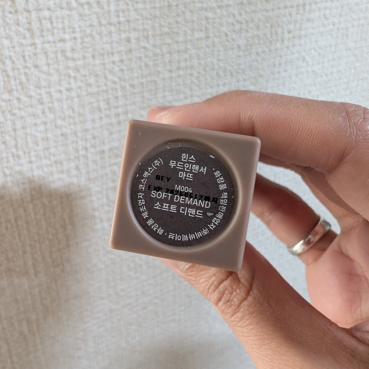 ケイト デザイニングアイブロウ3D/KATE/パウダーアイブロウを使ったクチコミ(10枚目)