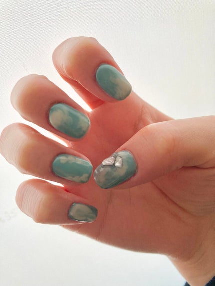 #セルフネイル,#ジェルネイル,#ニュアンスネイル,#ブルーネイル,#グリーンネイル,#シンプルネイルのネイルデザイン