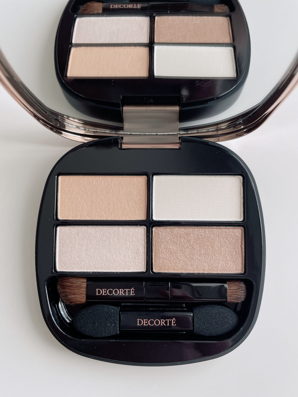 コントゥアリング アイシャドウ/DECORTÉ/アイシャドウパレットを使ったクチコミ（1枚目）