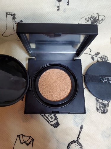 ナチュラルラディアント ロングウェア クッションファンデーション/NARS/クッションファンデーションを使ったクチコミ（2枚目）