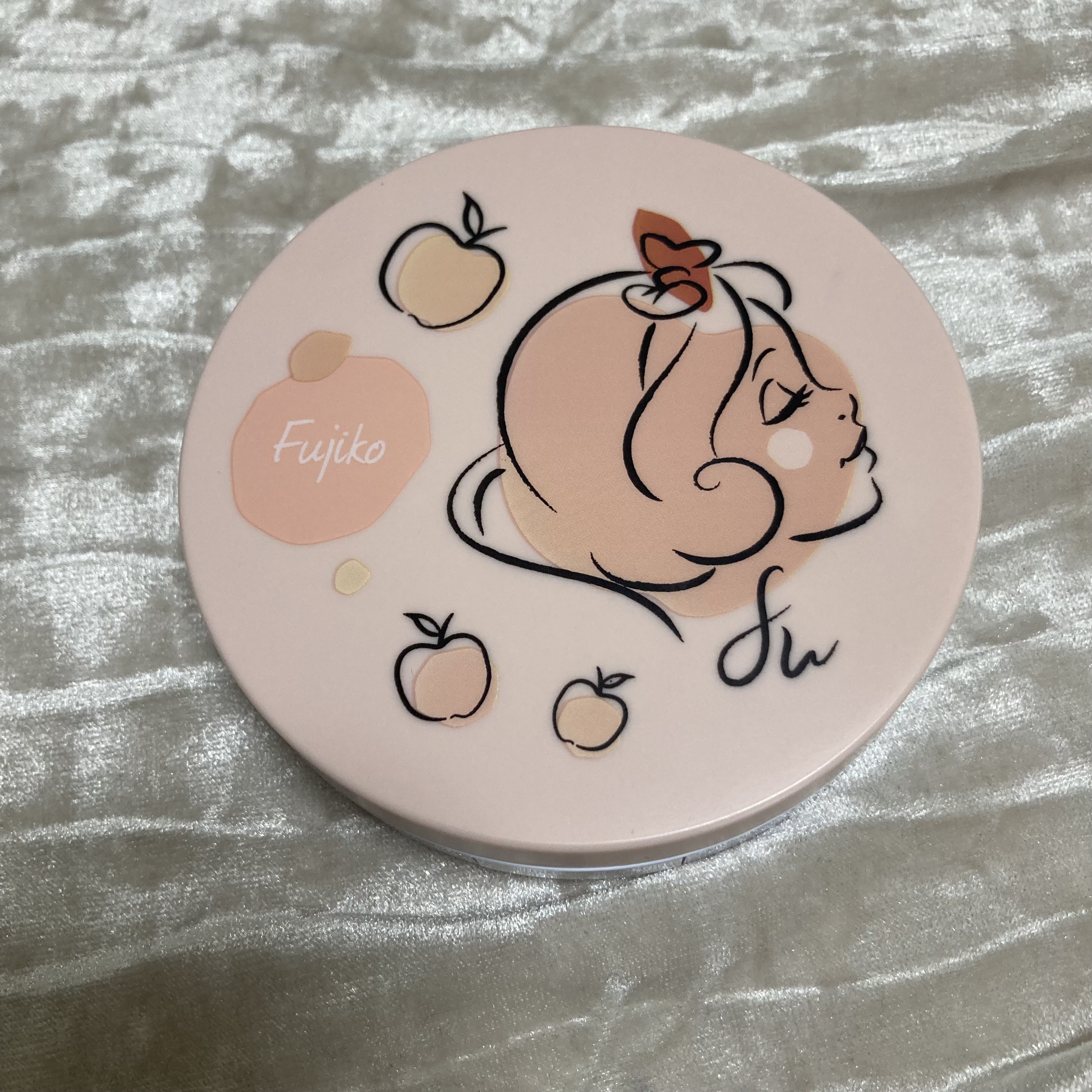 Fujiko フジコ あぶらとりウォーターパウダーDのクチコミ「Fujiko
フジコ あぶらとりウォーターパウダーD

昨年の限定品

昨年使っていなかったの.....」（1枚目）