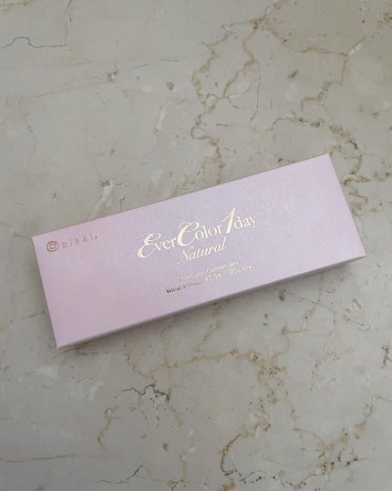 エバーカラーワンデーナチュラル モイストレーベルUV/エバーカラー/ワンデー(1DAY)カラコンを使ったクチコミ(1枚目)