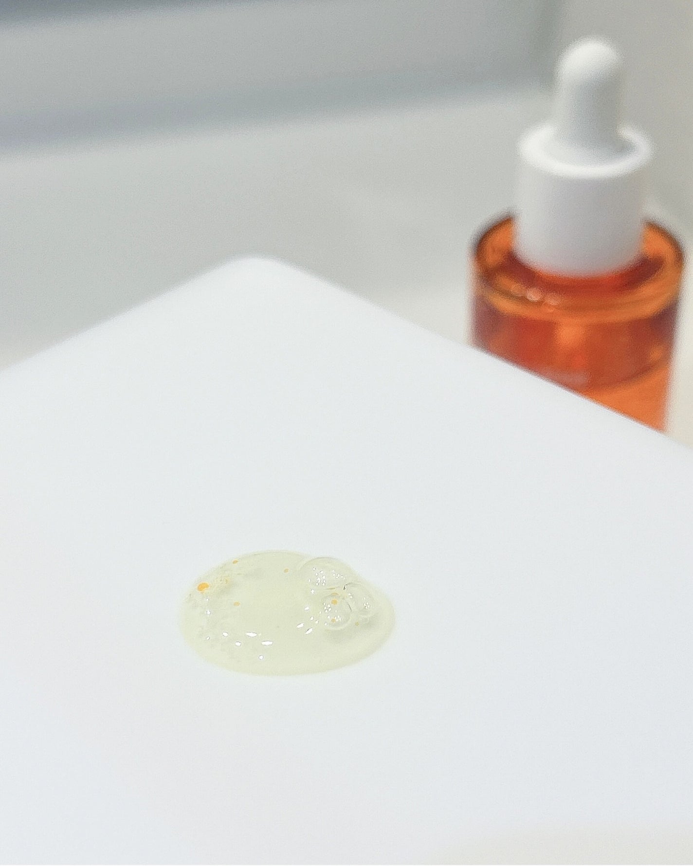 レッドタンジェリンVITA-Cカプセルセラム/DERMASHARE/美容液を使ったクチコミ(5枚目)