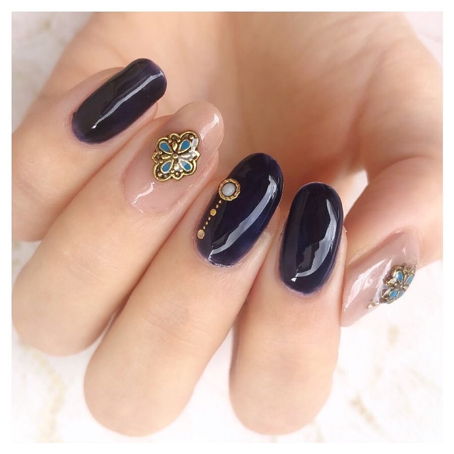 #セルフネイル,#TRILLネイル,#ロカリネイル,#シンプルネイル,#おしゃれネイル,#セルフジェルネイル,#ジェルネイル,#ネイビーネイル,#ベージュネイル,#ワンカラーネイル,#シンプルネイル,#大人ネイル,#大人可愛いネイル,#ヌーディーネイルのネイルデザイン