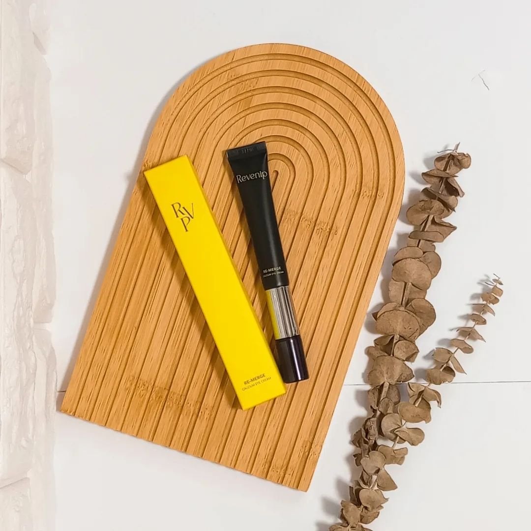 リマージカルシウム振動アイクリーム/REVENIP/フェイスクリームを使ったクチコミ(6枚目)