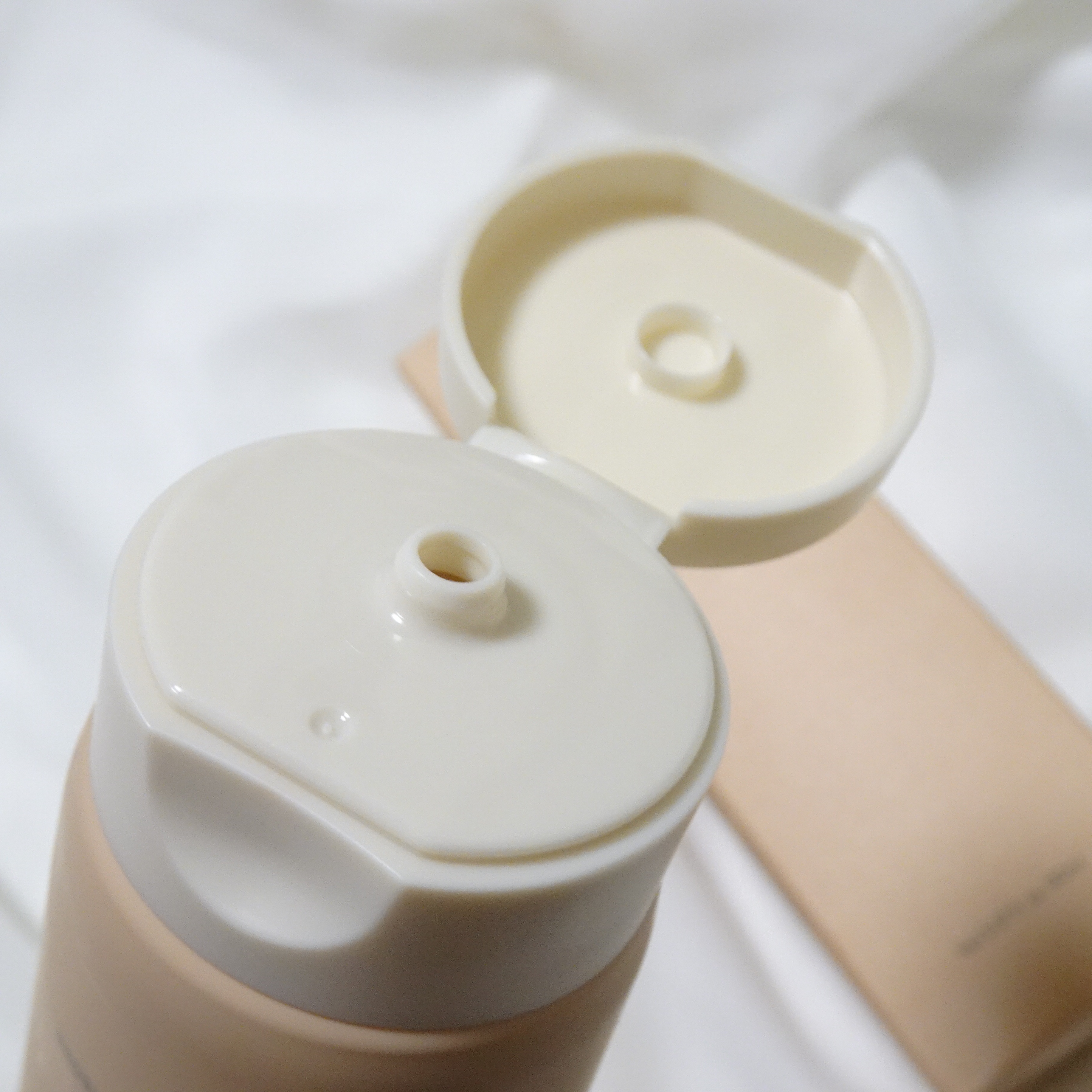 AROMATICA グロービタ フェイシャルスクラブ オレンジ＆ネロリのクチコミ「AROMATICA
GLOW VITA FACIAL SCRUB ORANGE & NEROL.....」（2枚目）