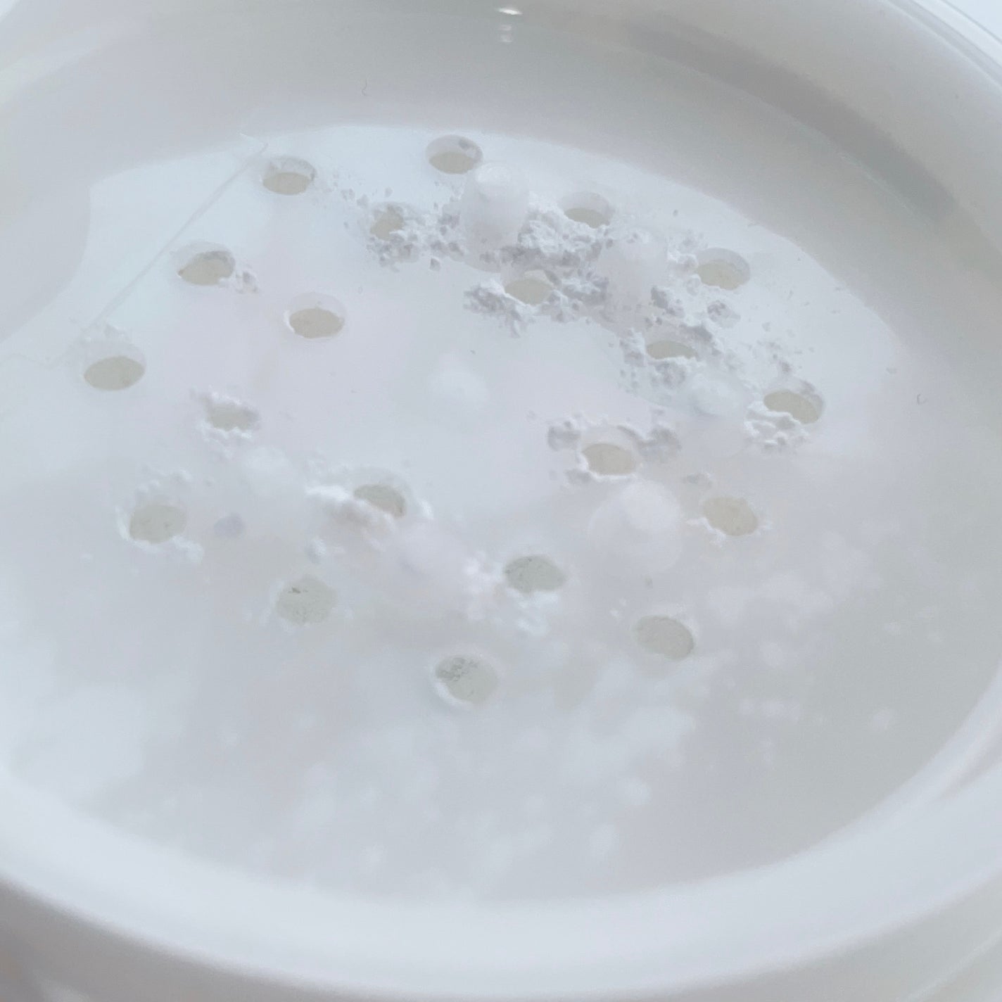 薬用さらさらデオドラントパウダー/デオナチュレ/デオドラント・制汗剤を使ったクチコミ(5枚目)