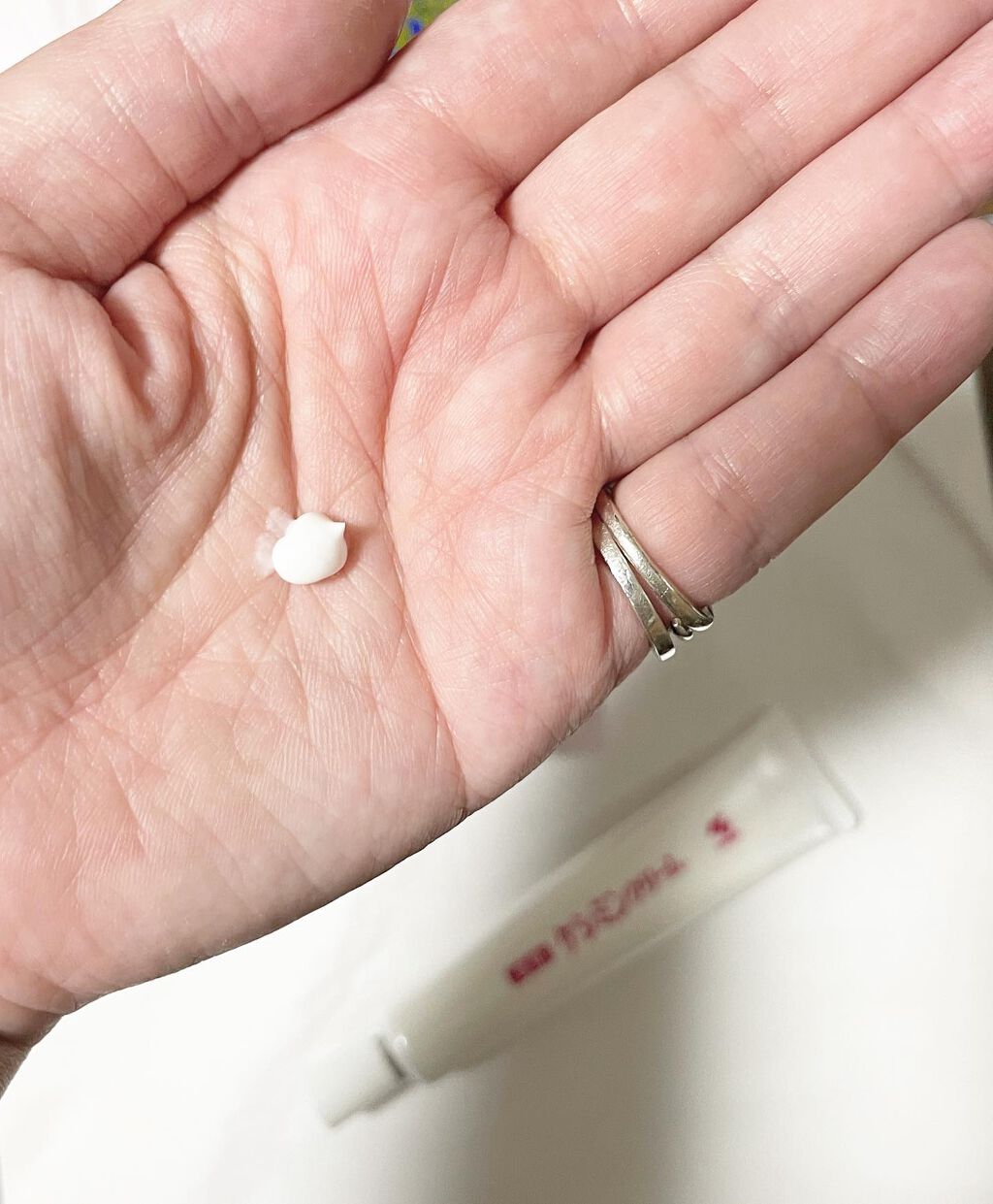 comaki on LIPS 「小林製薬のケシミンクリームをお試ししました。名前にインパクトが..」(2枚目)