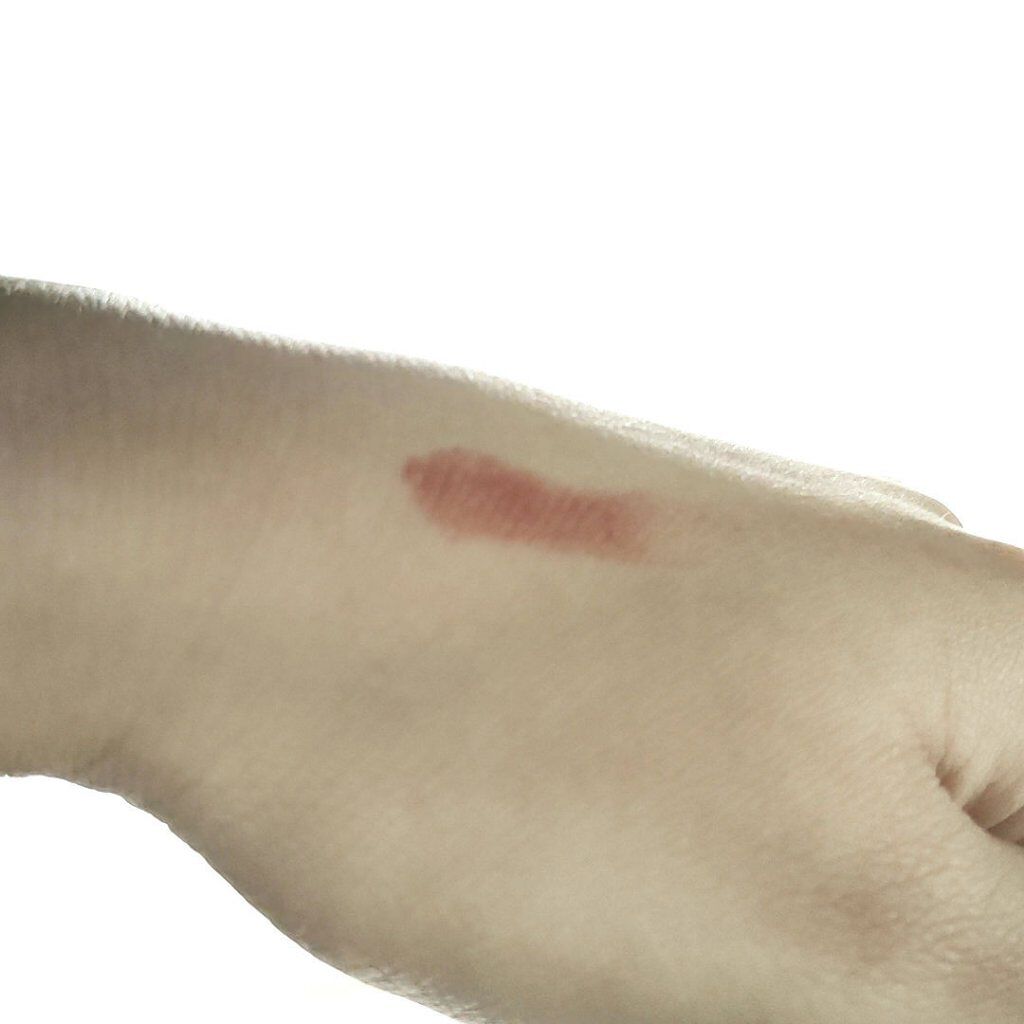 リップスティック コンフォート エアリーシャイン/RMK/口紅を使ったクチコミ（2枚目）