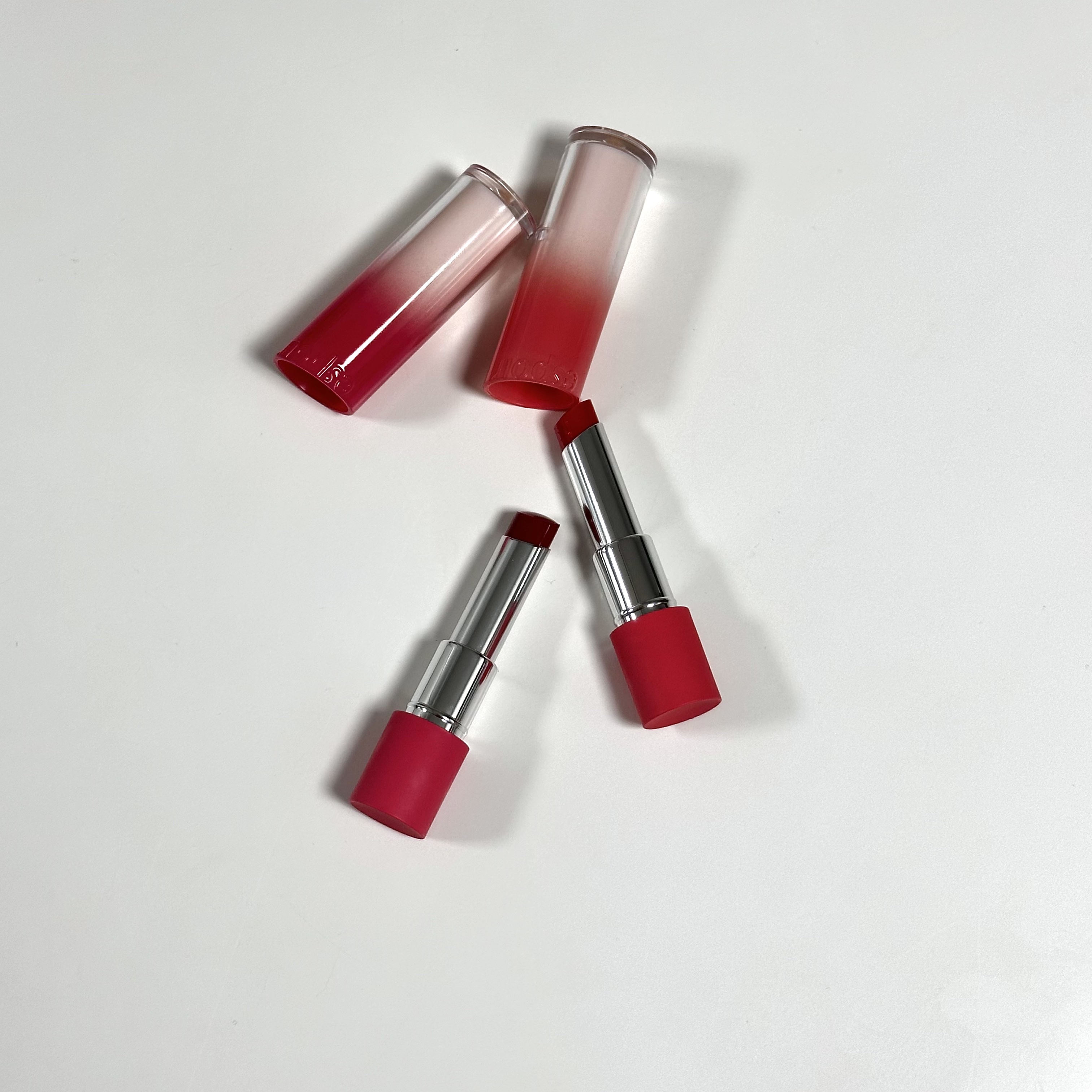 ノーウェアリップスティック バーミンググロー/espoir/口紅を使ったクチコミ（2枚目）